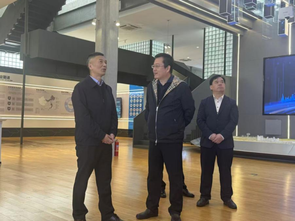 寧波市委常委、組織部部長(zhǎng)蔣偉峰一行蒞臨柯力傳感調(diào)研指導(dǎo)